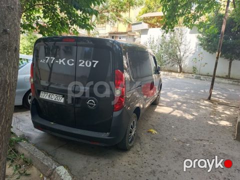 Opel Combo: 1.3 l | 2013 il 220000 km Van body type — Bakı