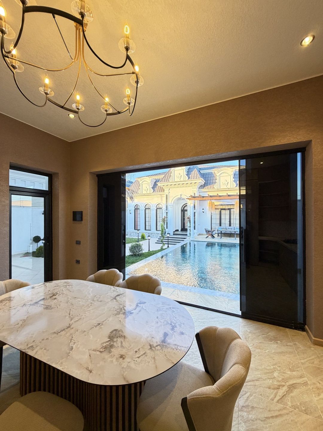 Satılır 5 otaqlı həyət evi/bağ evi 220 m² — Ev, villa, Bakı (11)