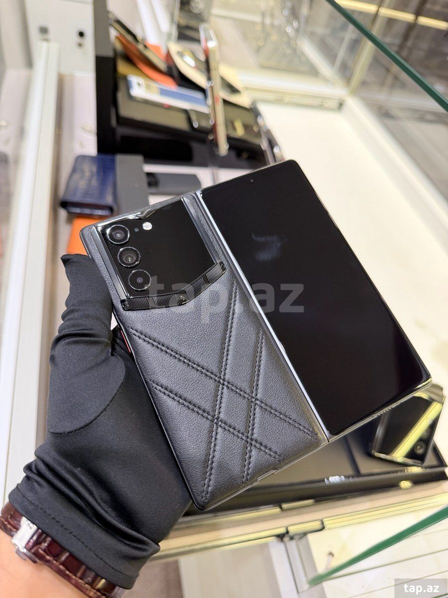 Vertu Alpha Fold 1Tb 2026 — Mallar, Bakı