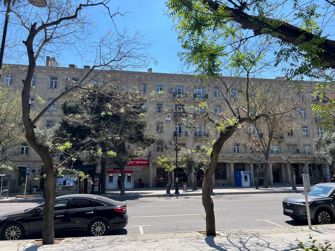 Satılır 3 otaqlı köhnə tikili 85 m² — Mənzil, Bakı (4)