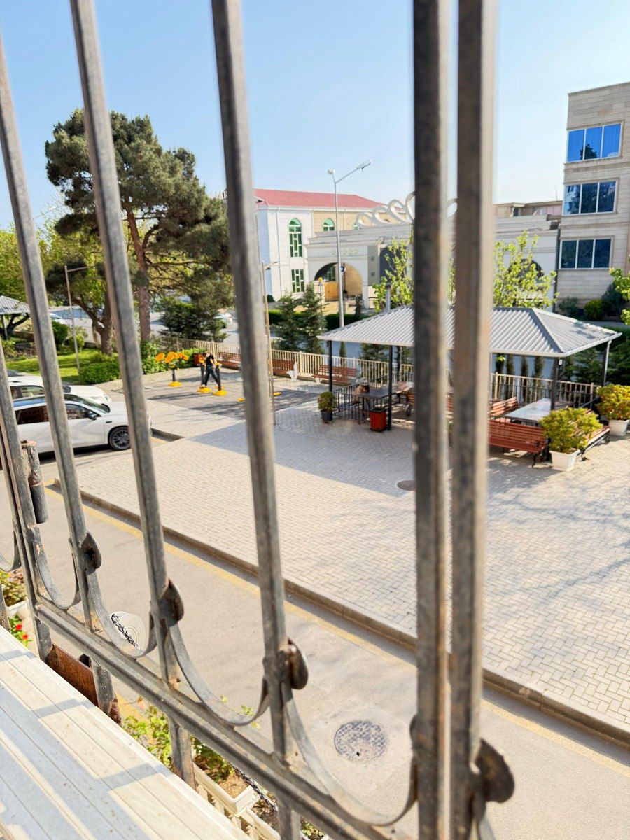 Satılır 2 otaqlı köhnə tikili 58 m² — Mənzil, Bakı (7)