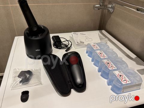 Braun Series 7 Clean & Charge