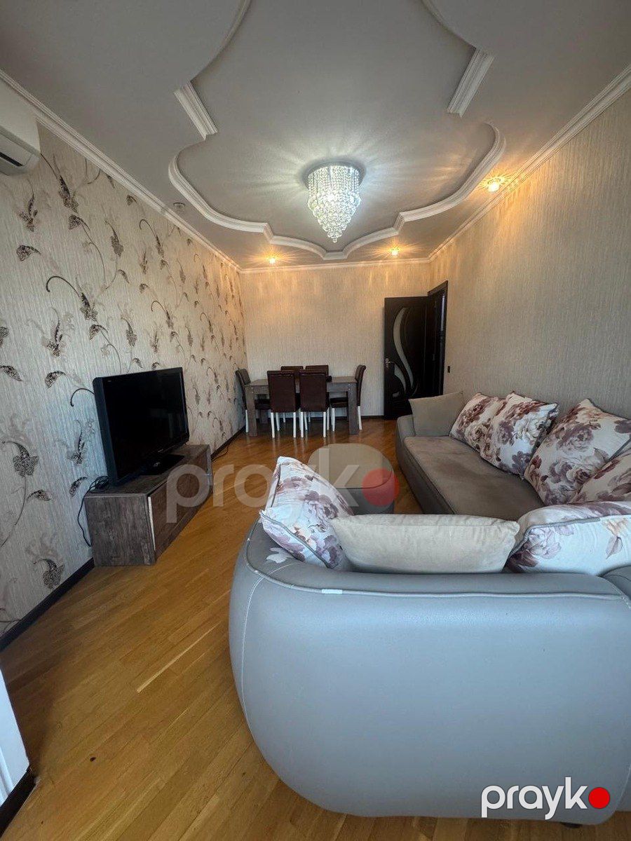 Satılır 2 otaqlı köhnə tikili 65 m² — Mənzil, Bakı (5)