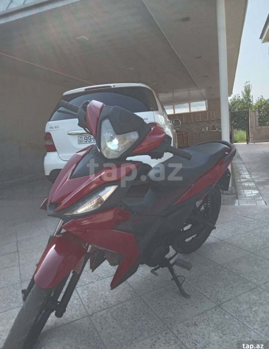 Qırmızı rəngli şəhər tipli skuter/moped - Agressiv dizaynlı — Avto, Xaçmaz (3)
