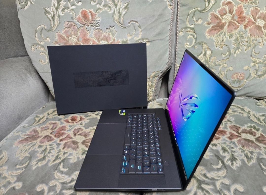 Asus Rog Zephyrus G16 RTX 5070Ti — Elektronika, Bakı (10)