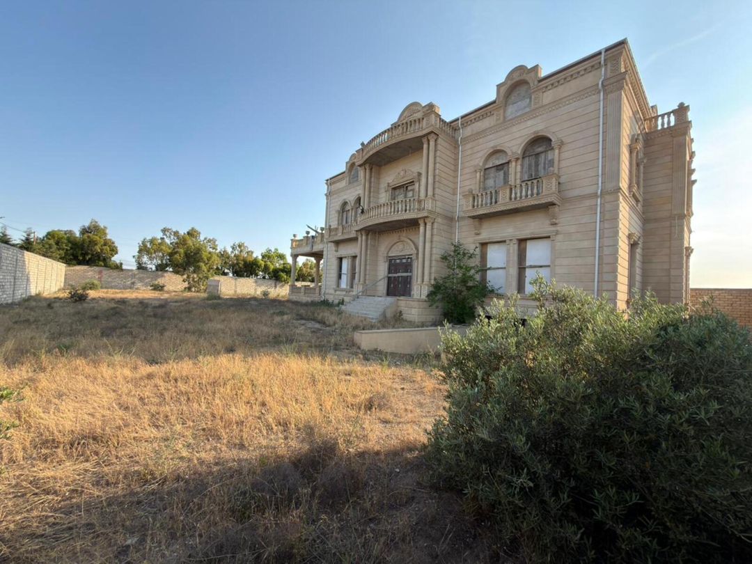 Satılır 10 otaqlı həyət evi/bağ evi 1300 m² — Ev, villa, Bakı (5)