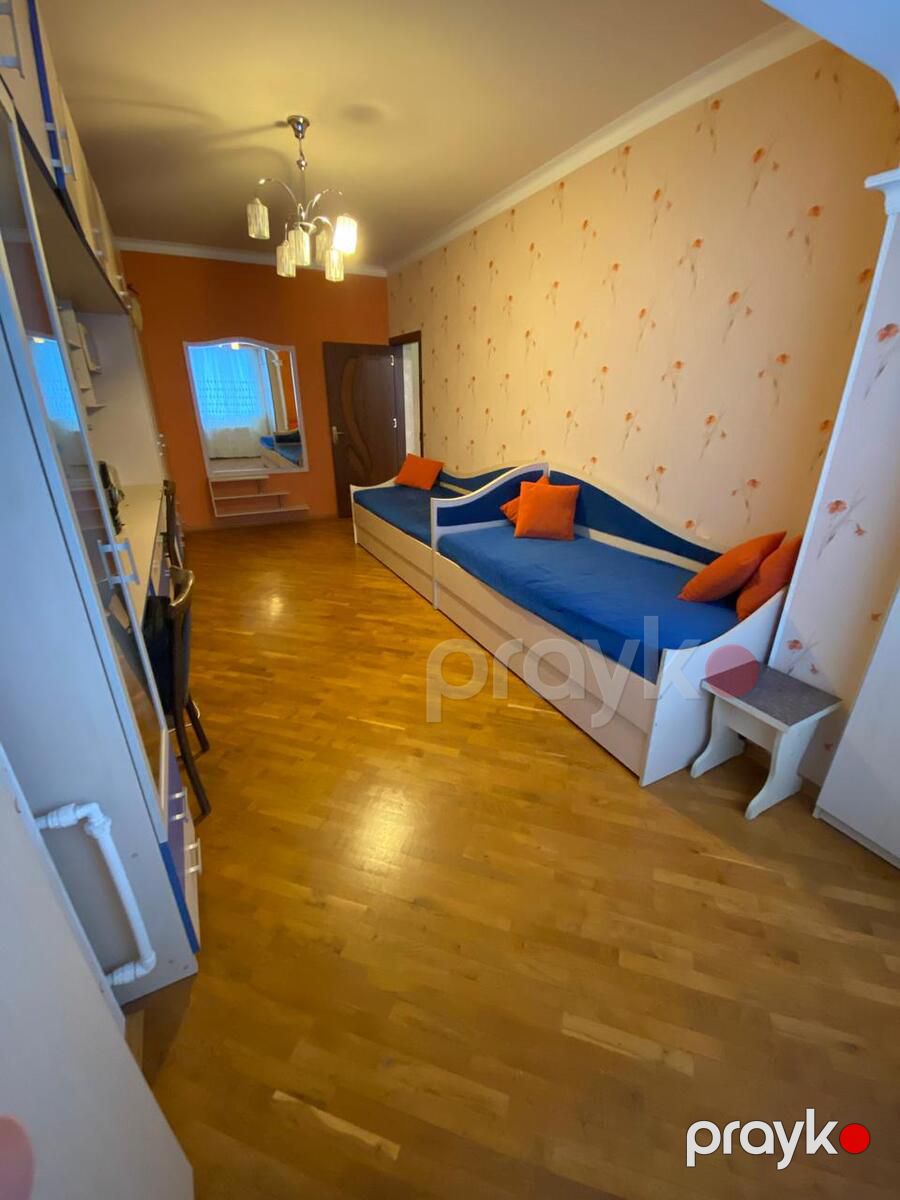 Satılır 4 otaqlı köhnə tikili 115 m² — Mənzil, Bakı (8)