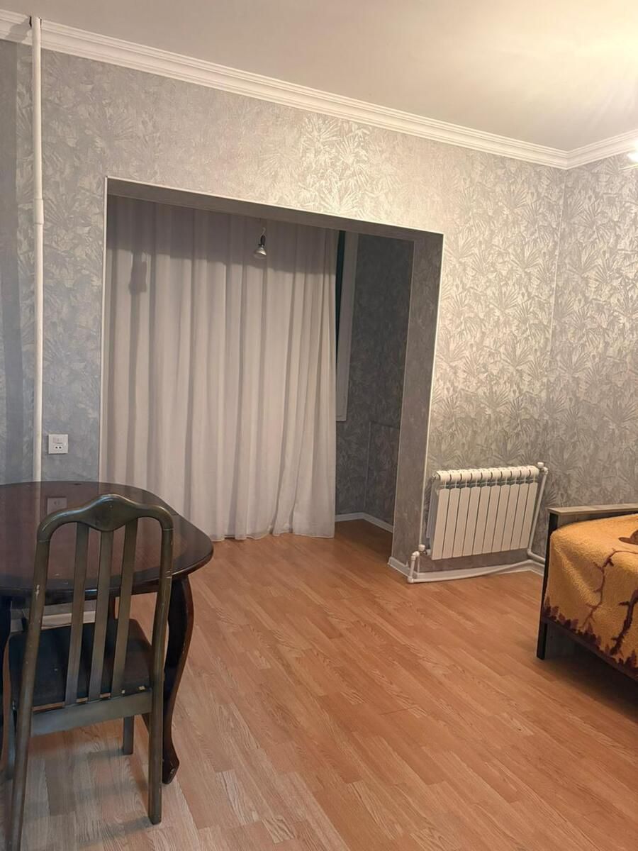 İcarəyə verilir 3 otaqlı köhnə tikili 75 m² — Mənzil, Bakı (6)
