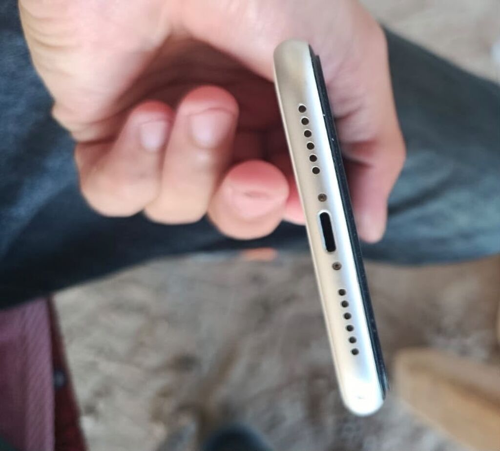 IPhone 11, Ağ, Face ID — Apple iPhone, Biləsuvar (4)