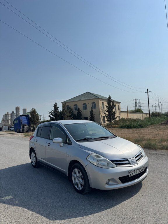 Nissan Tiida, 1.5 L, 2011 il, 100 000 km — Avtomobillər, Bakı (4)