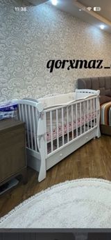 Happy Baby magazasindan alinib. Ustunun perdesi, ortopedik yay ve qış — Goods