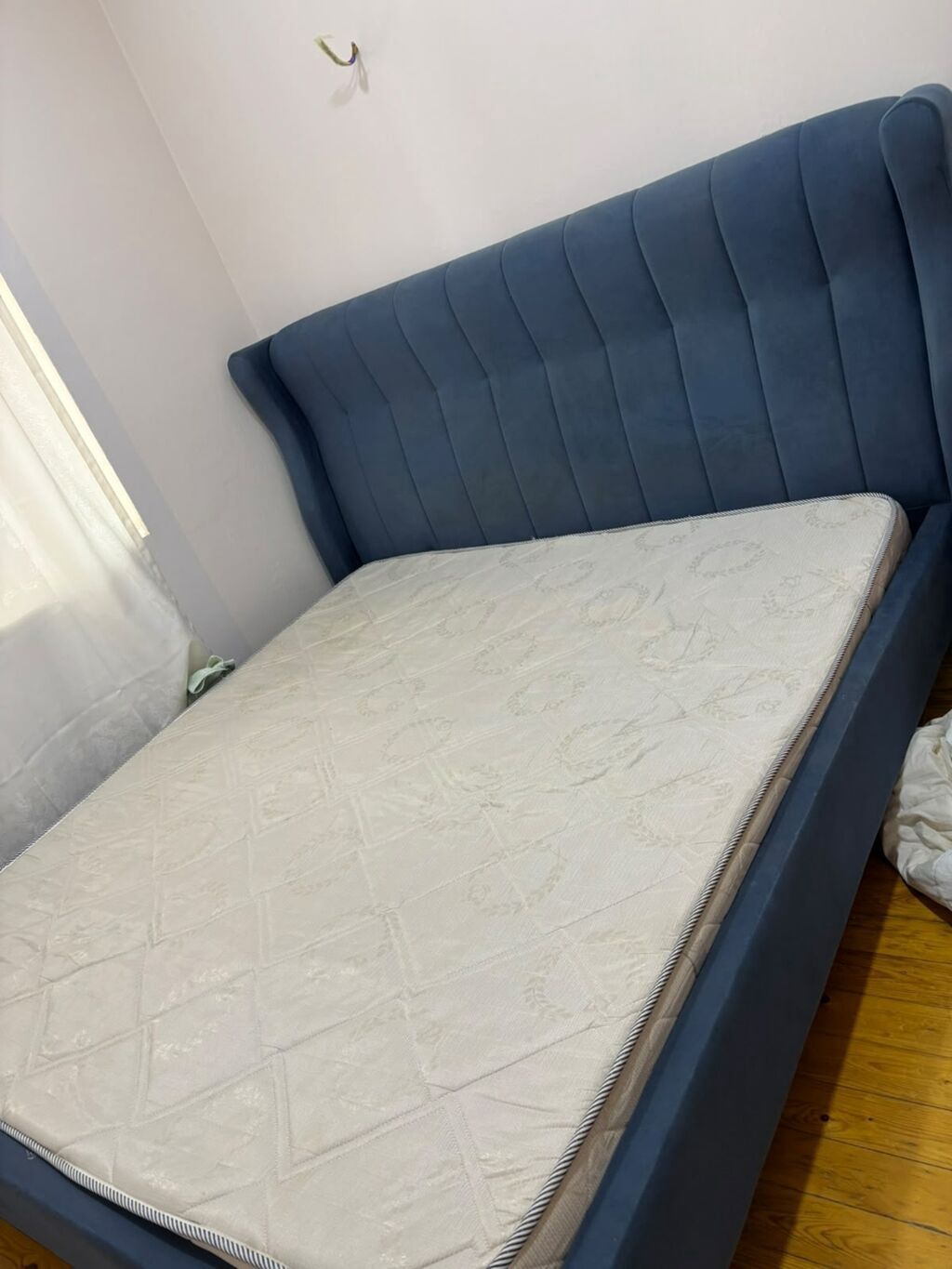 Məhsul: Yumşaq başlıqlı iki nəfərlik çarpayı və döşək - Ölçü: təxmini — Mebel, Bakı
