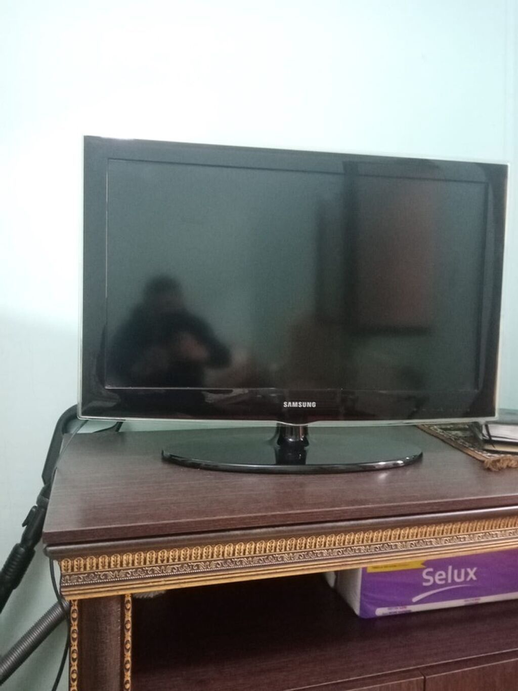 İşlənmiş Televizor Samsung LED ekran 32" Ünvandan götürmə — Televizorlar, Masazır (7)