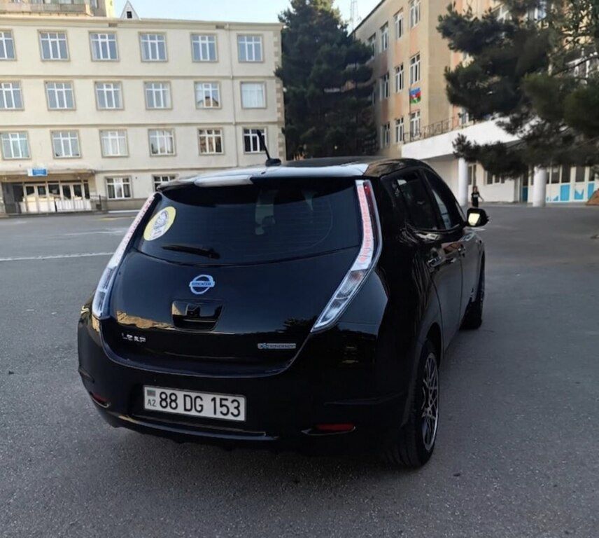 Nissan Leaf, 24 kWh, 2011 il, 132 620 km — Avtomobillər, Bakı (2)