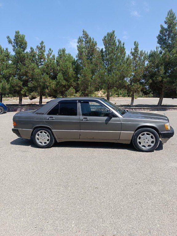 Mercedes 190, 1.8 L, 1990 il, 377 300 km — Avtomobillər, Bakı (6)