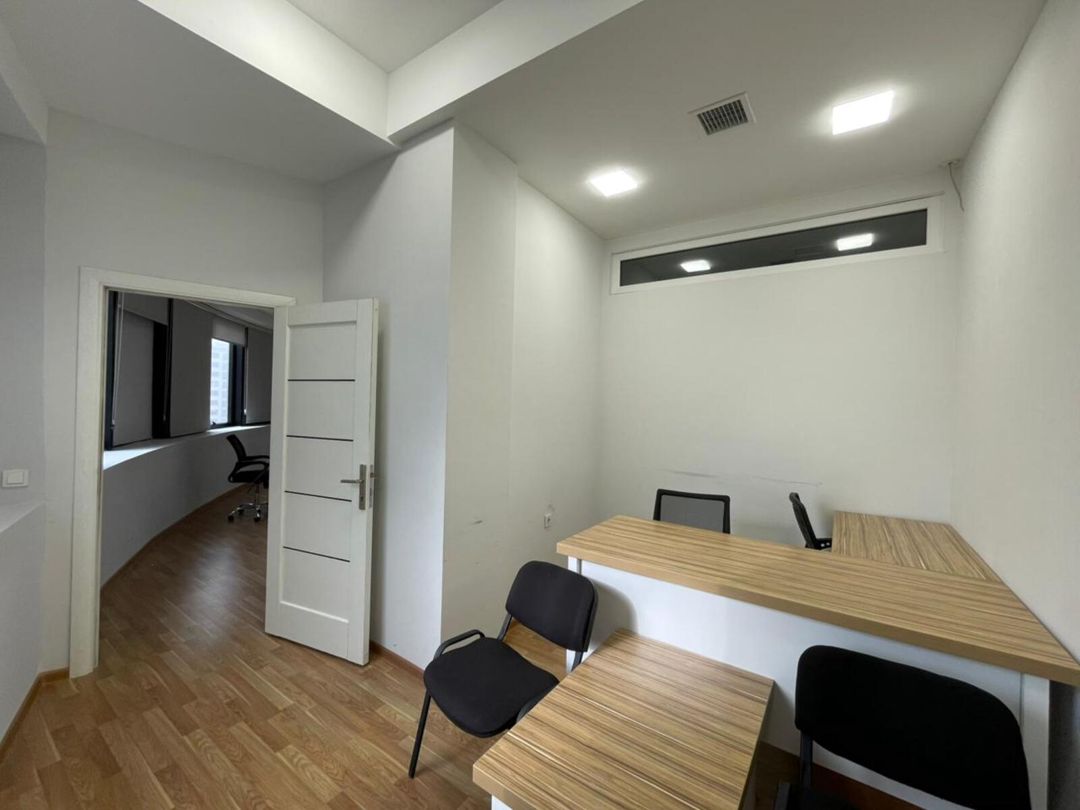 İcarəyə verilir 4 otaqlı ofis 245 m² — Ofis, Bakı (8)
