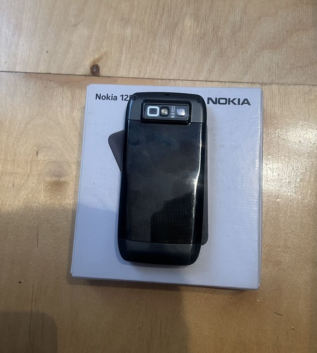 Nokia < 2 GB Memory Capacity, rəng - Qara, Düyməli — Nokia, Bakı (2)