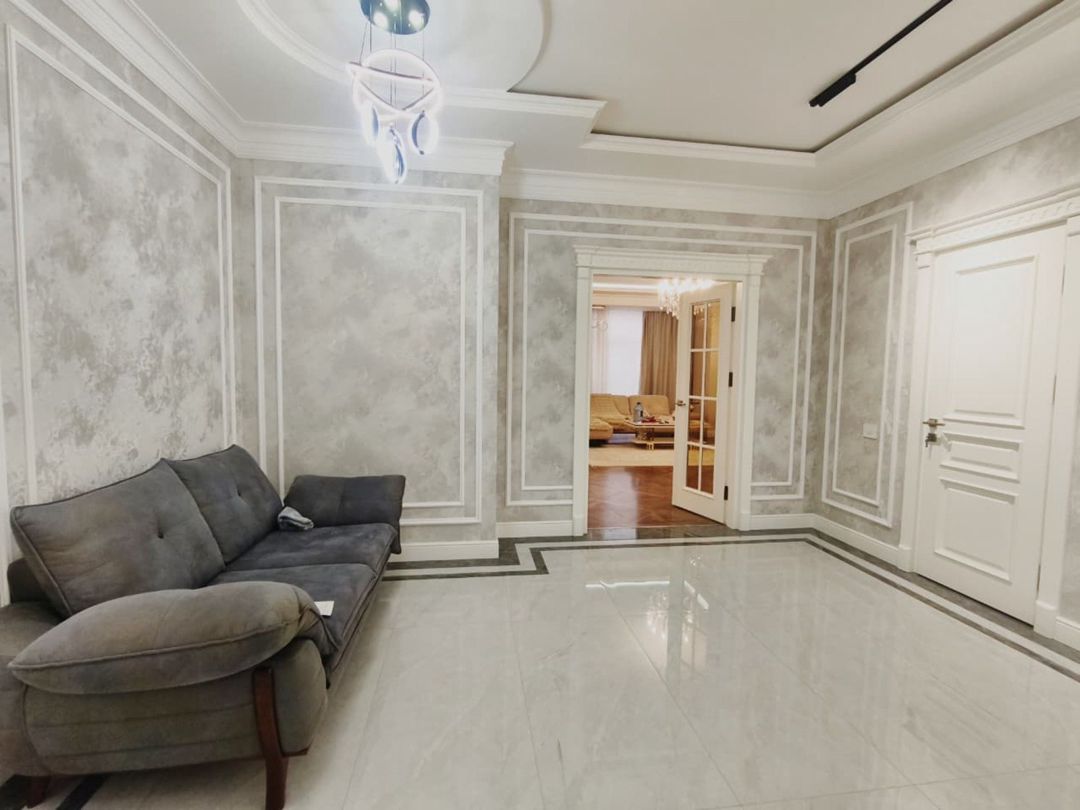 İcarəyə verilir 4 otaqlı yeni tikili 200 m² — Mənzil, Bakı (8)