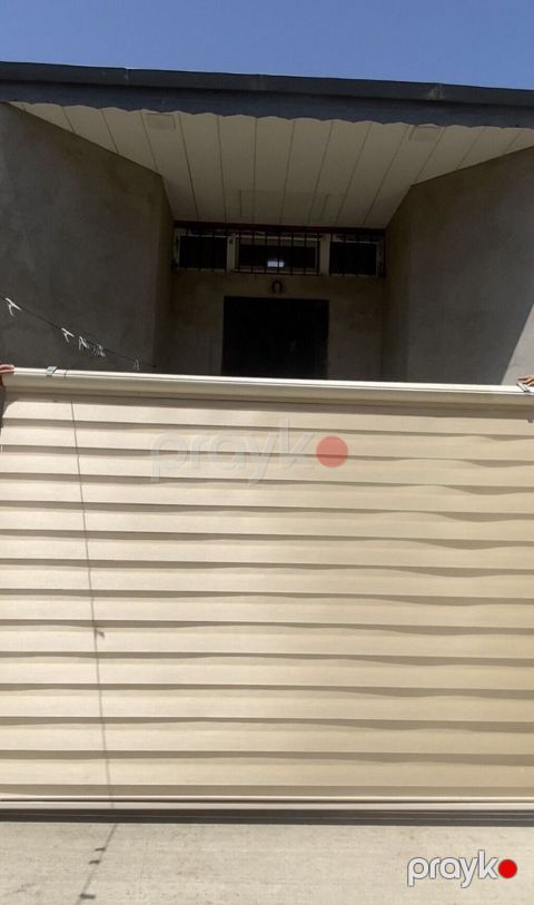 Ev üçün jalüz. Ölçüsü 250x250. Az işlənib. Ünvan müşfiqabad qəsəbəsi