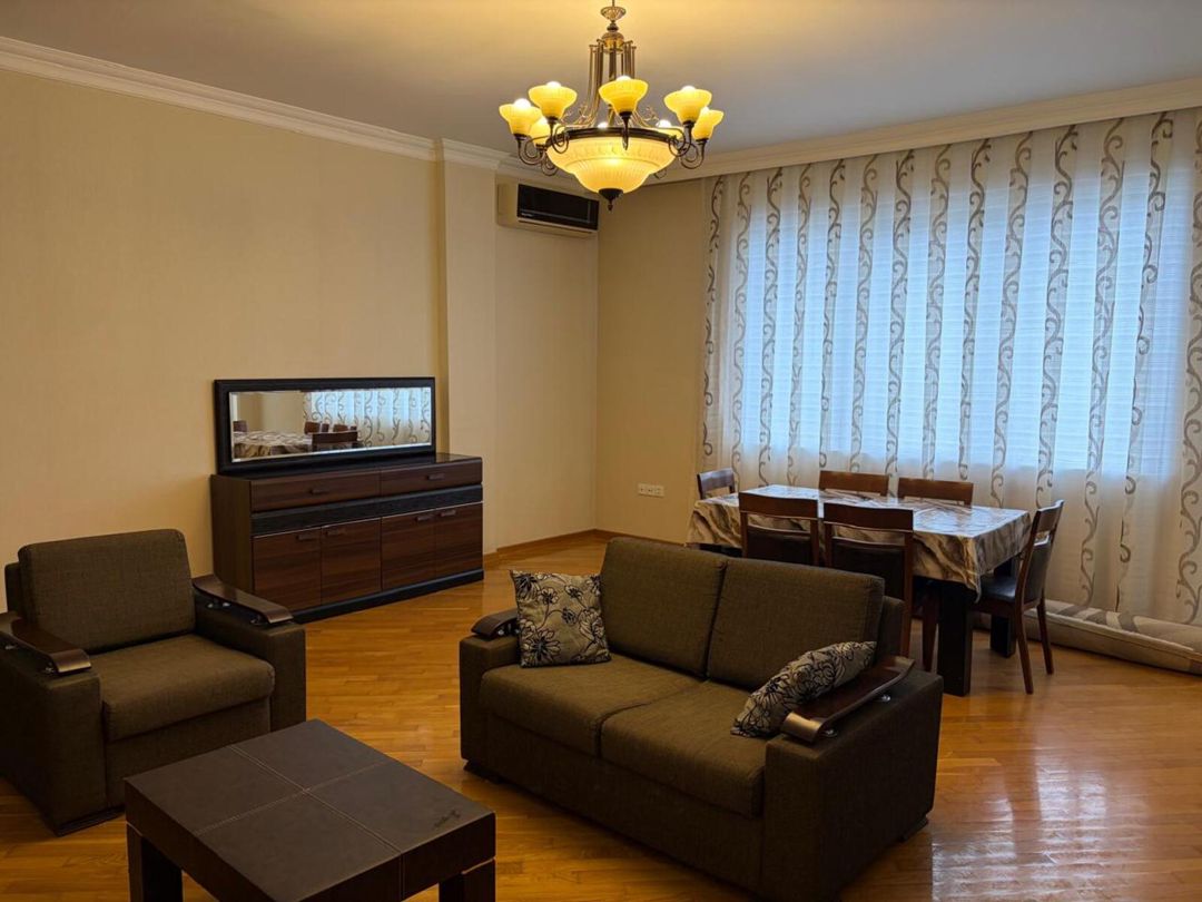 İcarəyə verilir 3 otaqlı yeni tikili 150 m² — Mənzil, Bakı