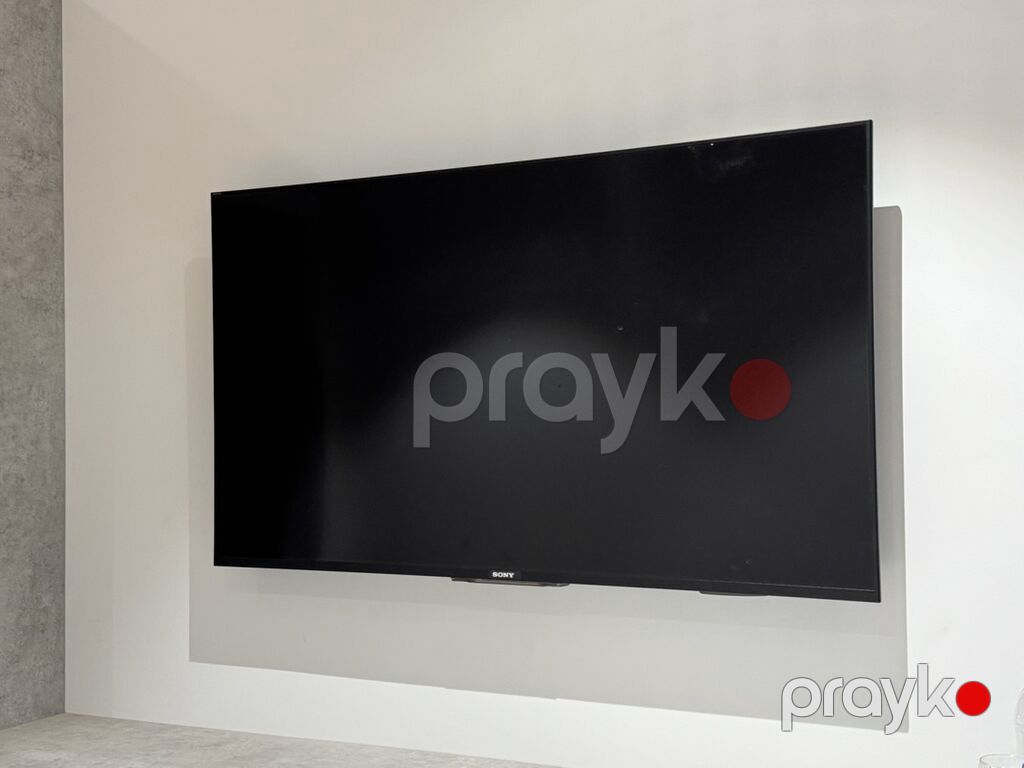 Sony divar televizoru – təxminən 55–65 düym ölçüdə, nazik çərçivəli — Televizorlar, Bakı (2)