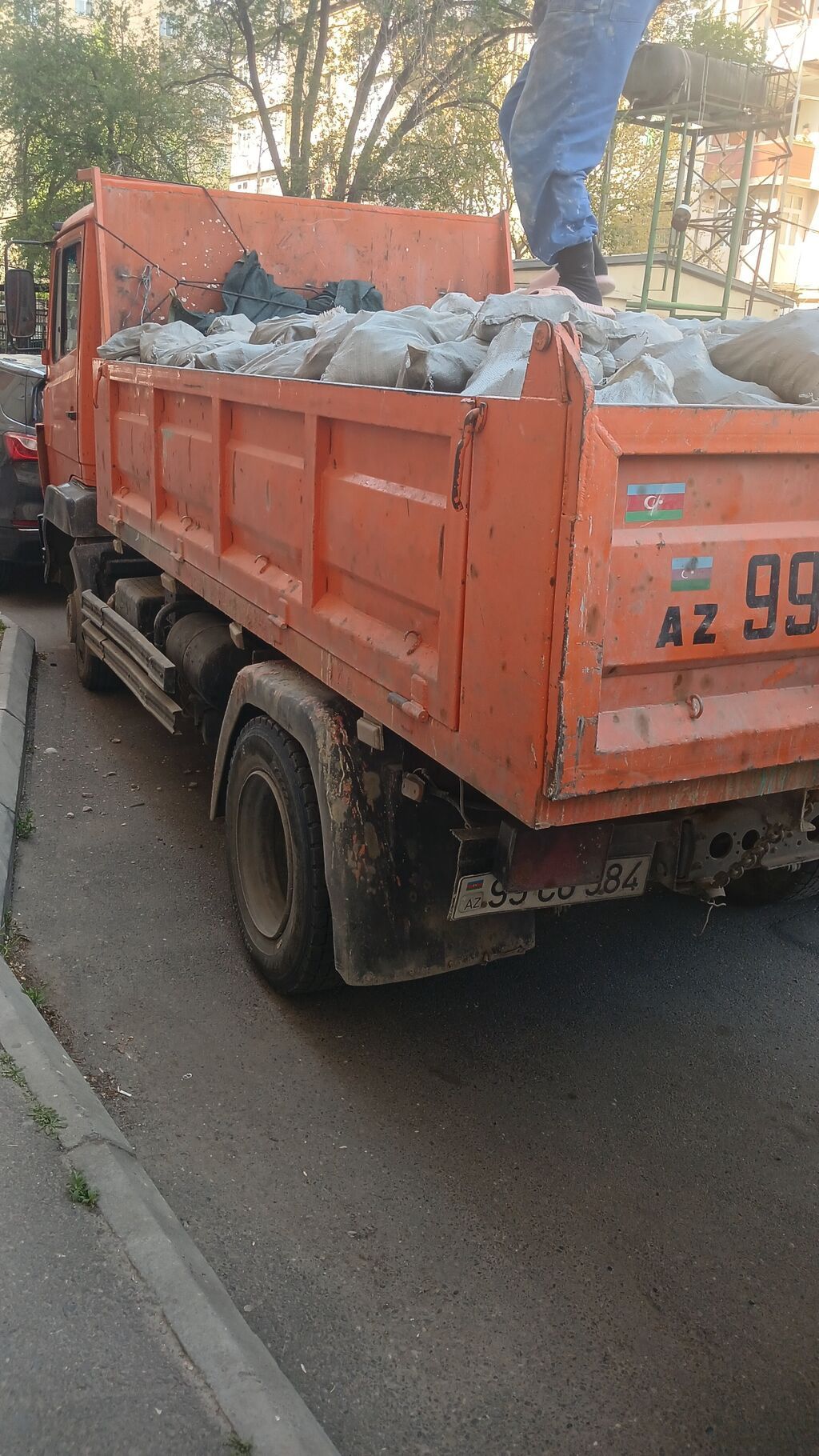 Söküntü tullantılarının daşınması və söküntü işləri xidməti - Söküntü — Tikinti və təmir, Bakı (6)