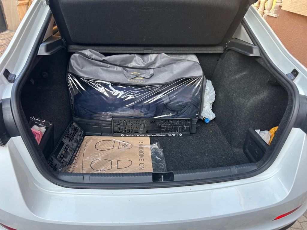 Skoda Rapid, 1.6 L, 2020 il, 118 000 km — Avtomobillər, Bakı (9)