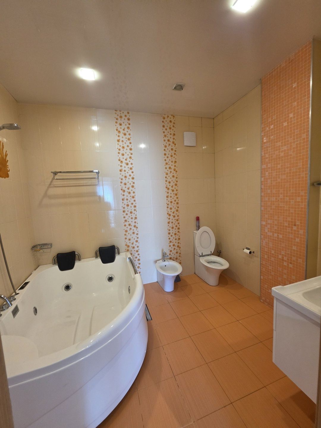 İcarəyə verilir 3 otaqlı yeni tikili 140 m² — Mənzil, Bakı (6)