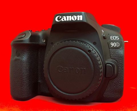 Canon EOS 90D (body) - 32.5 MP APS‑C CMOS sensoru – yüksək detallı