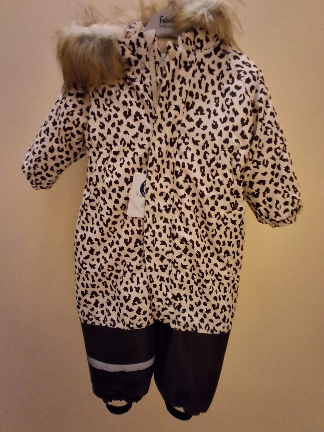 Uşaq kombinezonu leopard naxışı 86 ölçüsü yeni