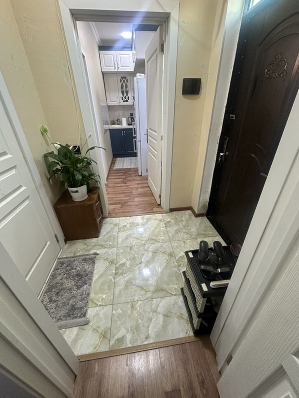 Məhsul: Künc divan + yemək masası dəsti + mətbəx mebeli və avadanlıqla — Mebel, Bakı (6)