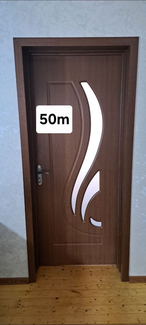 Məhsul: Taxta rəngli otaq qapıları (şüşəli dekorlu). - Material