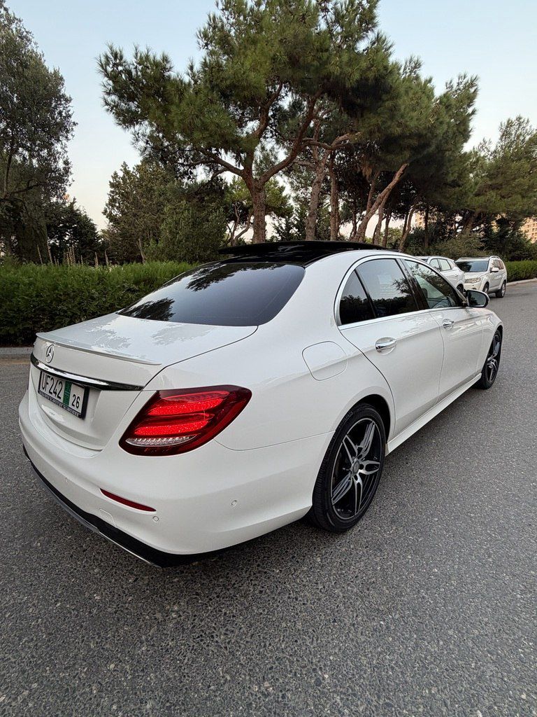 Mercedes E 300, 2.0 L, 2017 il, 122 000 km — Avtomobillər, Bakı (10)