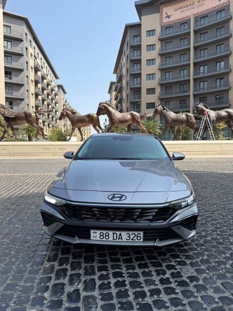 Hyundai Elantra, 1.6 L, 1.32 kWh, 2025 il, 17 000 km