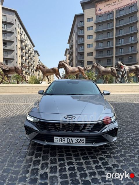 Hyundai Elantra, 1.6 L, 1.32 kWh, 2025 il, 17 000 km