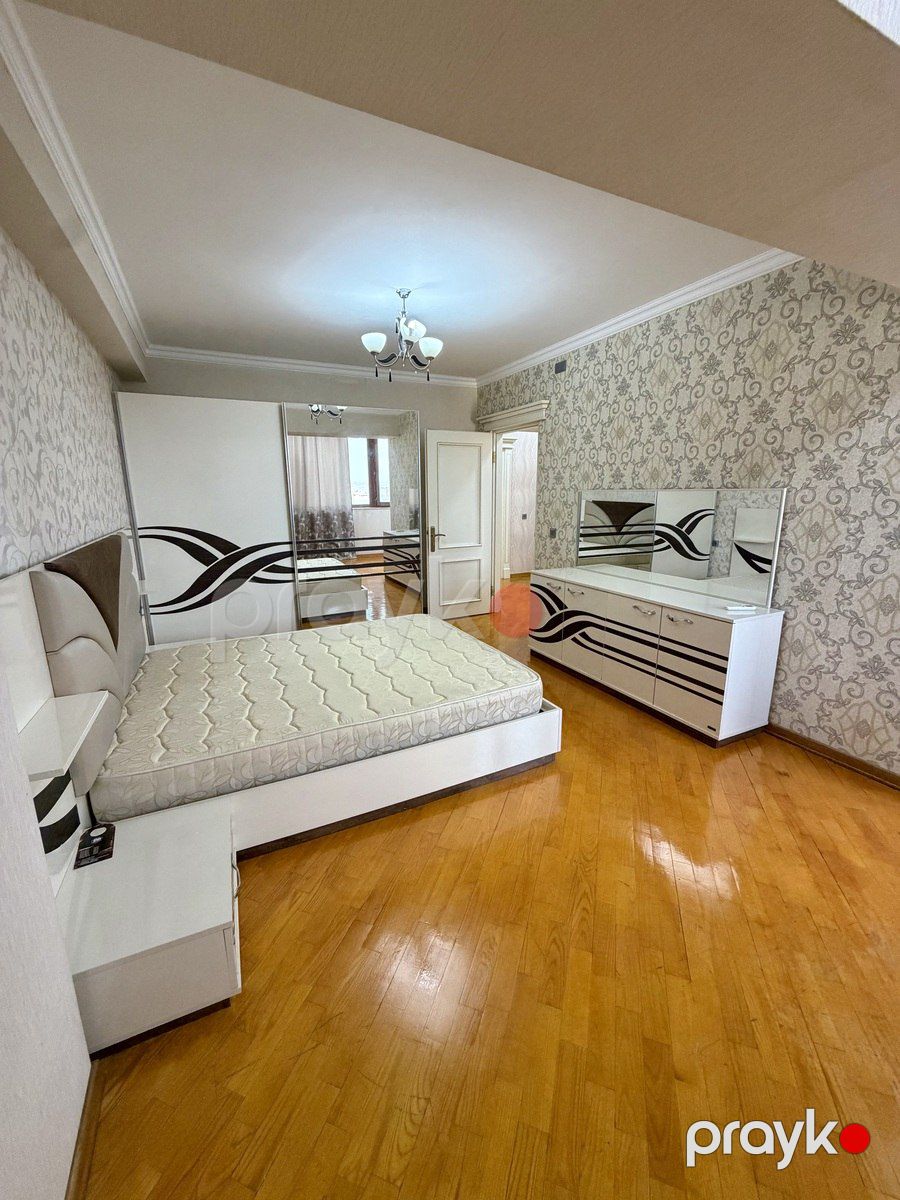 Satılır 2 otaqlı köhnə tikili 72 m² — Mənzil, Bakı (11)