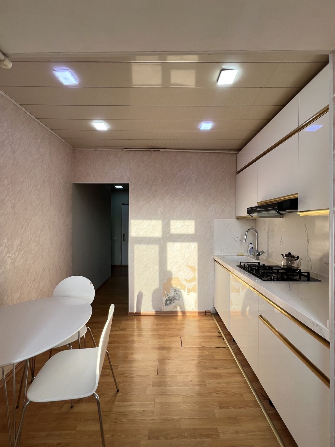 Satılır 2 otaqlı köhnə tikili 65 m² — Mənzil, Bakı (7)