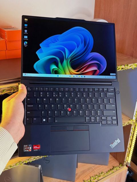 İşlənmiş Lenovo ThinkPad, 14 ", AMD Ryzen 7, 1 TB, Ünvandan götürmə, Ödənişli çatdırılma, Rayonlara çatdırılma