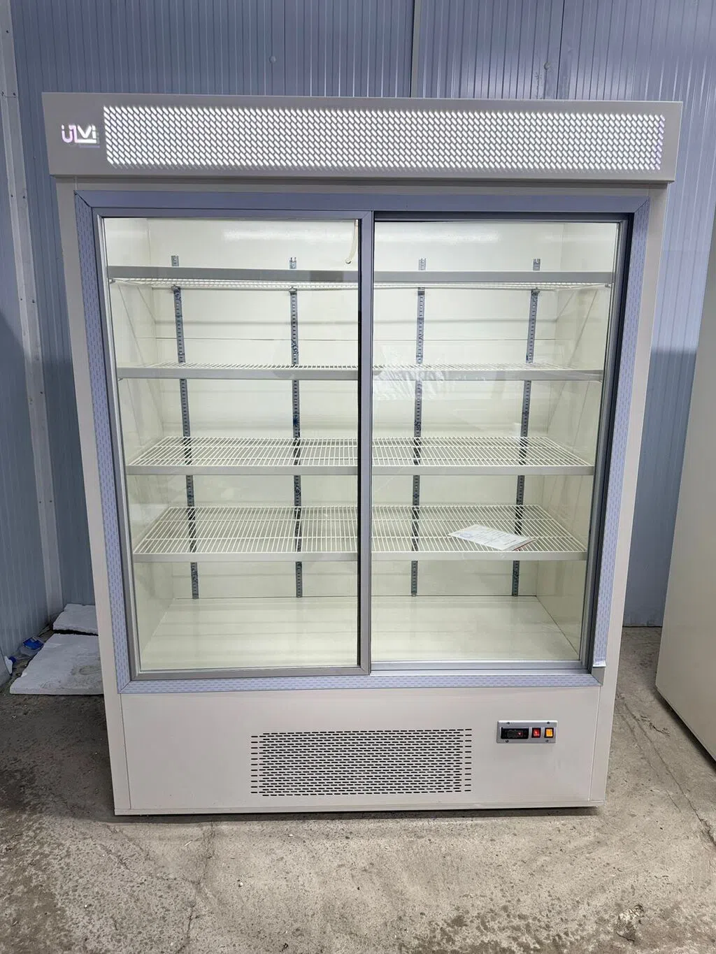Süd Məhsulları üçün Soyuducu Vitrin 150x60x200 — Ürünler