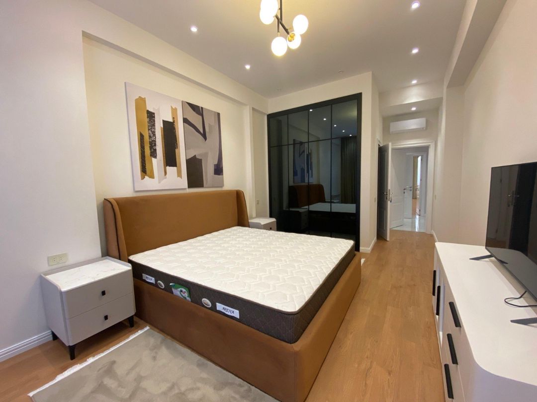 İcarəyə verilir 3 otaqlı yeni tikili 180 m² — Mənzil, Bakı (9)