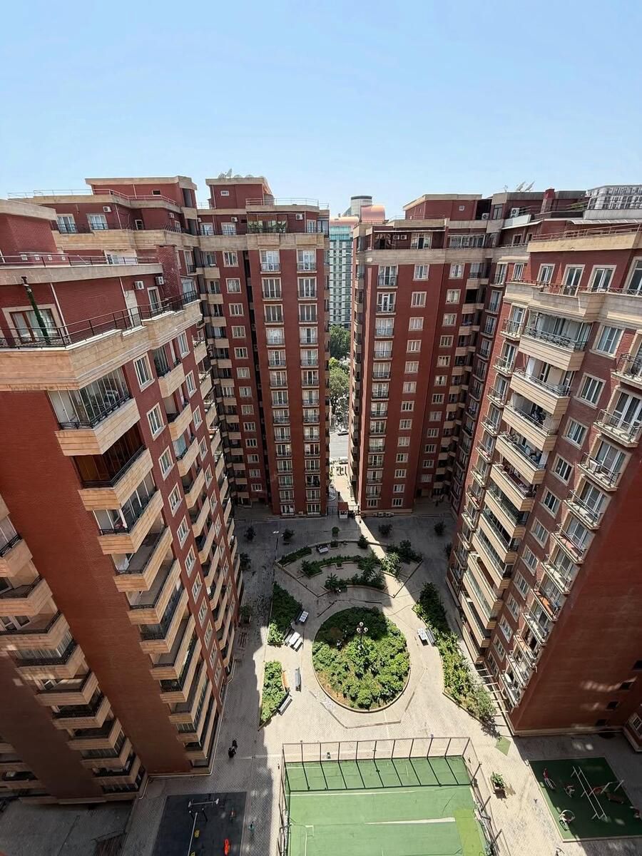 4-otaqlı yeni tikili kirayə verilir, Səməd Vurğun küç.37., 178 m² — Mənzil, Bakı