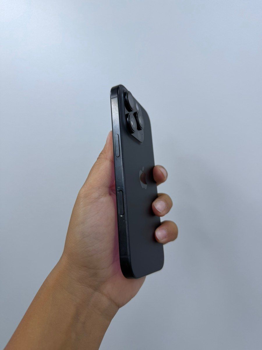 Apple iPhone 16 Pro Black Titanium 256GB/8GB — Smartfonlar, Bakı (3)
