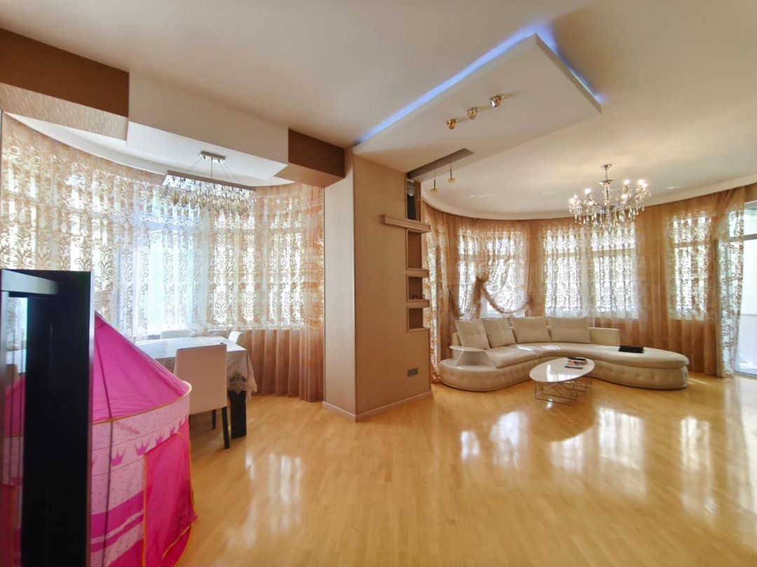 Satılır 2 otaqlı yeni tikili 130 m² — Mənzil, Bakı (2)