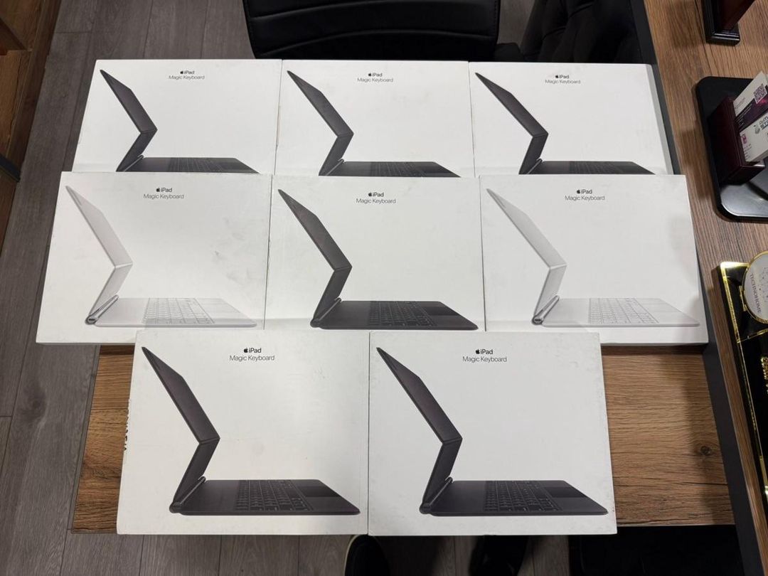 Apple iPad Air 13 M2/M3/M4 Magic Keyboard — Elektronika, Bakı