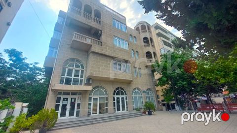 Satılır obyekt 1082 m²