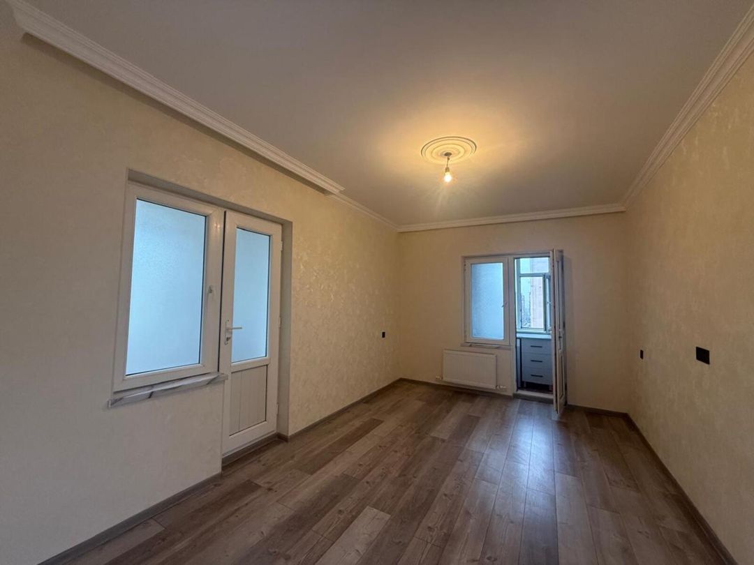 Satılır 2 otaqlı köhnə tikili 44 m² — Mənzil, Bakı (2)