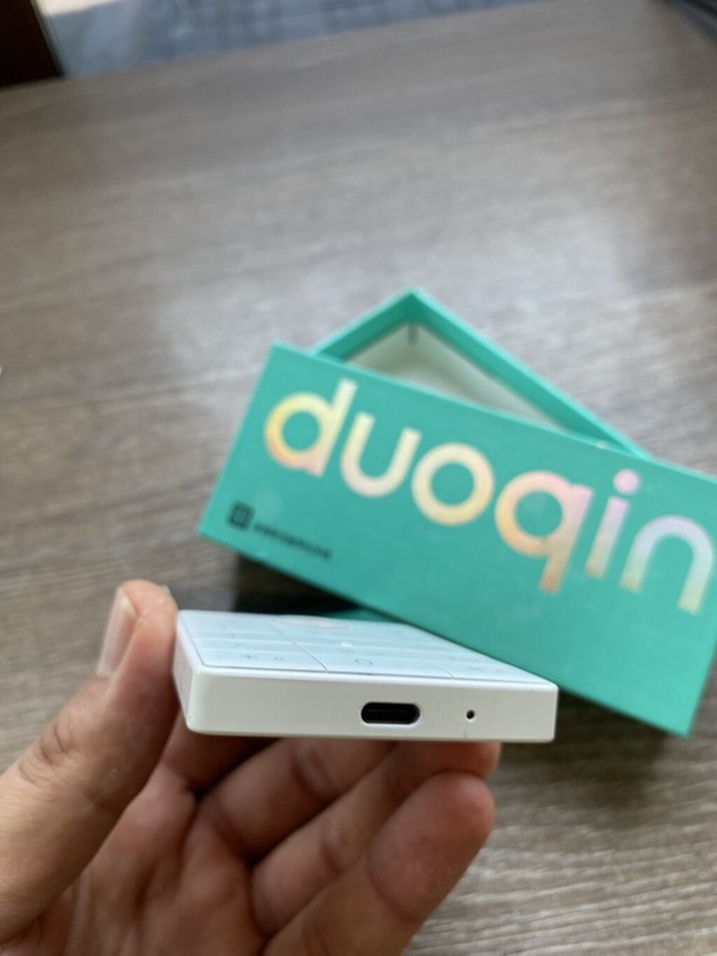 Qin AI Life “Duoqin” düyməli telefon Xüsusiyyətlər: - Minimalist — Elektronika, Yevlax (6)