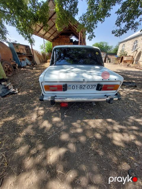 VAZ 2106 sedan – ağ rəng, 4 qapı. Xüsusiyyətlər: - Klassik kuzov