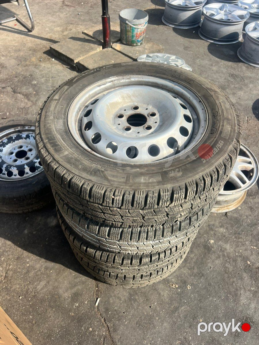 Mercedes Vita təkəri 195/65 R16 — Ehtiyat hissələri və aksesuarlar, Bakı (7)
