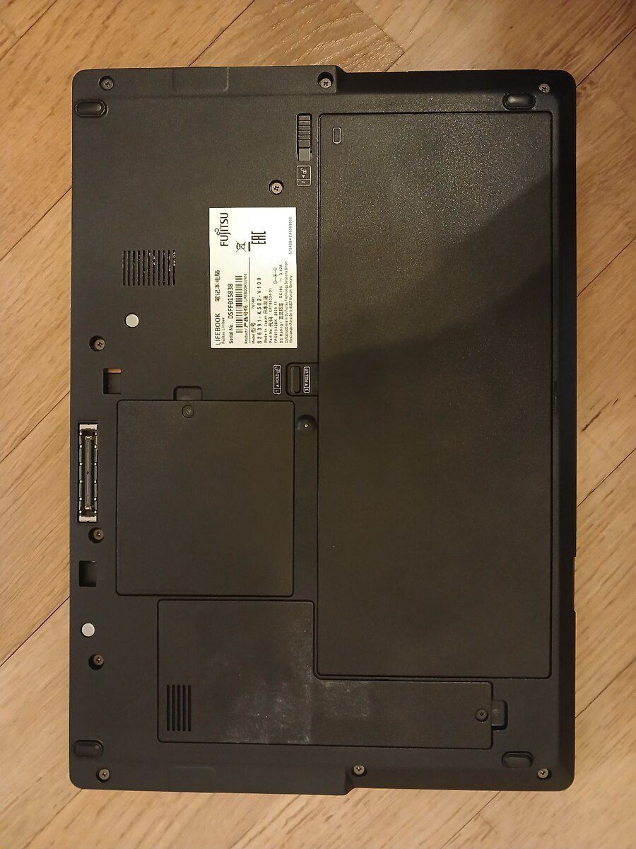 Noutbuk Fujitsu LifeBook-U7410 — Elektronika, Bakı (5)